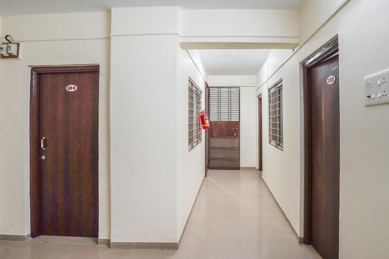 Oyo Flagship 70264 Hotel Vrindavan Mangvadi Exterior photo
